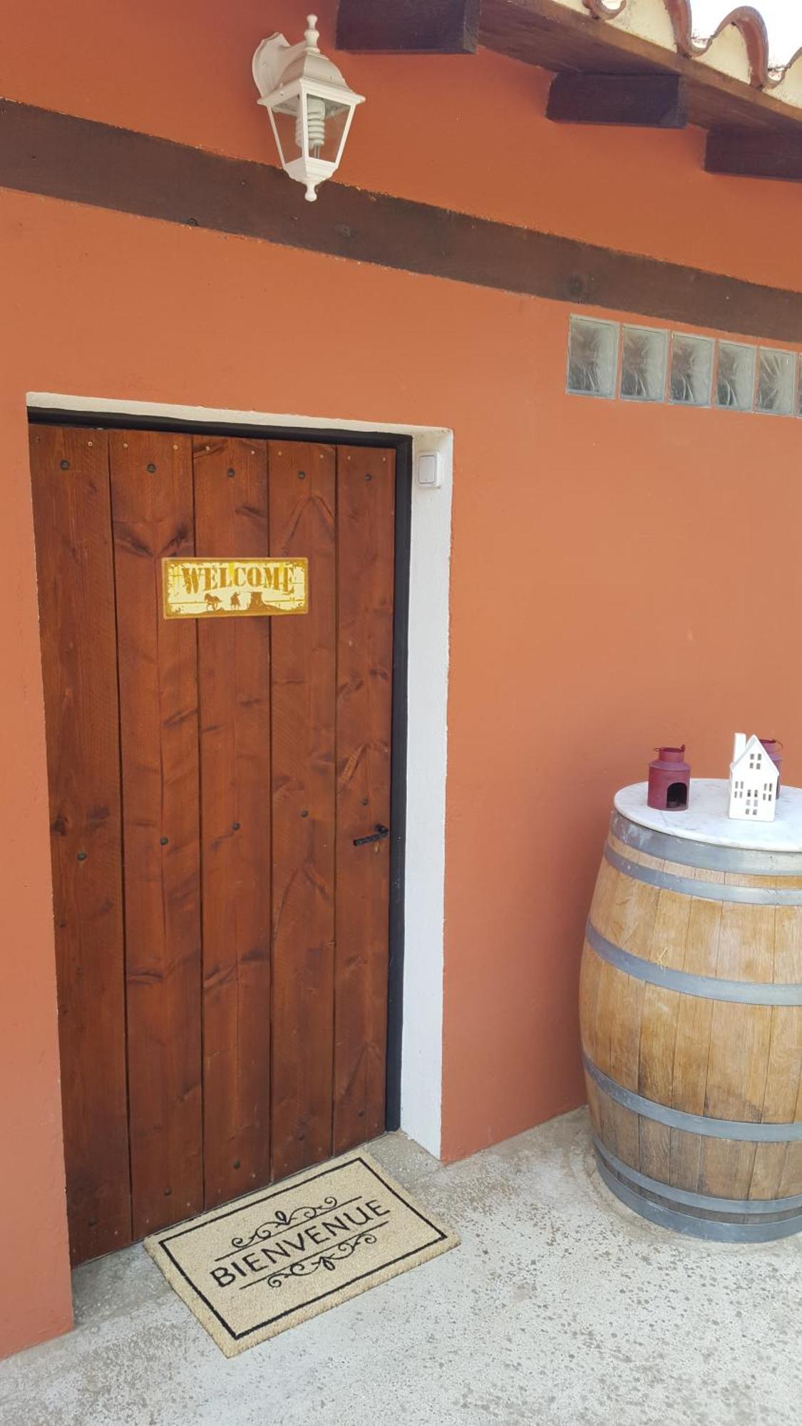 Chambre D'Hotes Le Petit Ranch Los Masos Rum bild